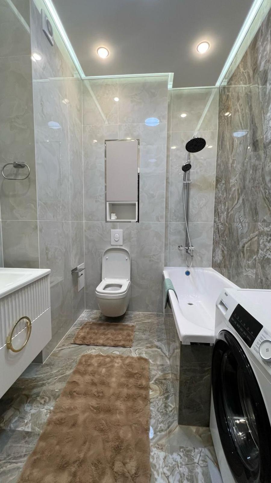 Современная Квартира В Центре Астаны Astana Ngoại thất bức ảnh